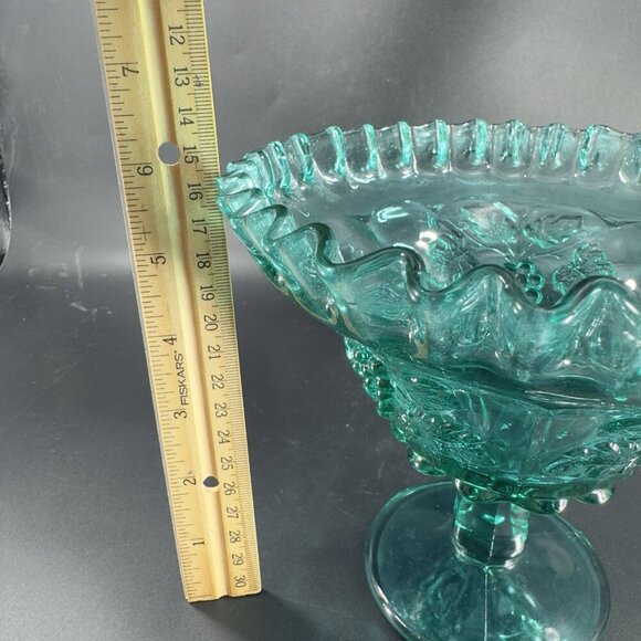 Westmoreland Laurel Green Paneled Grape Pedestal Compote Bowl Dish Wavy Edges - Picture 4 of 14